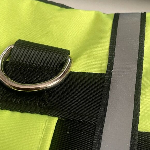High-Visibility Dog Life Jacket - Picture 9 of 13